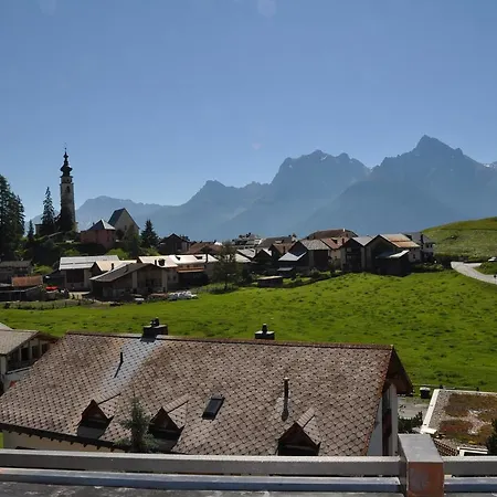 Suotchalchera 5 Apartamento Ftan